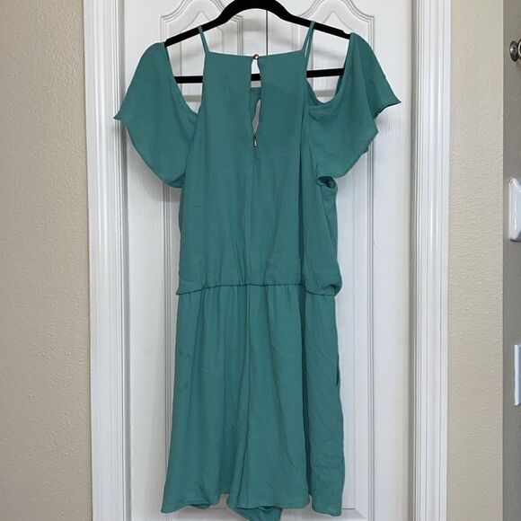 Thalia Sodi Green Cold-Shoulder Flounce Romper L - Picture 5 of 5